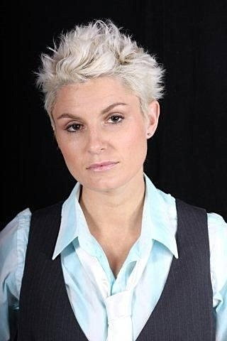 Rachel Kahan as Guard Wilkins in Rise