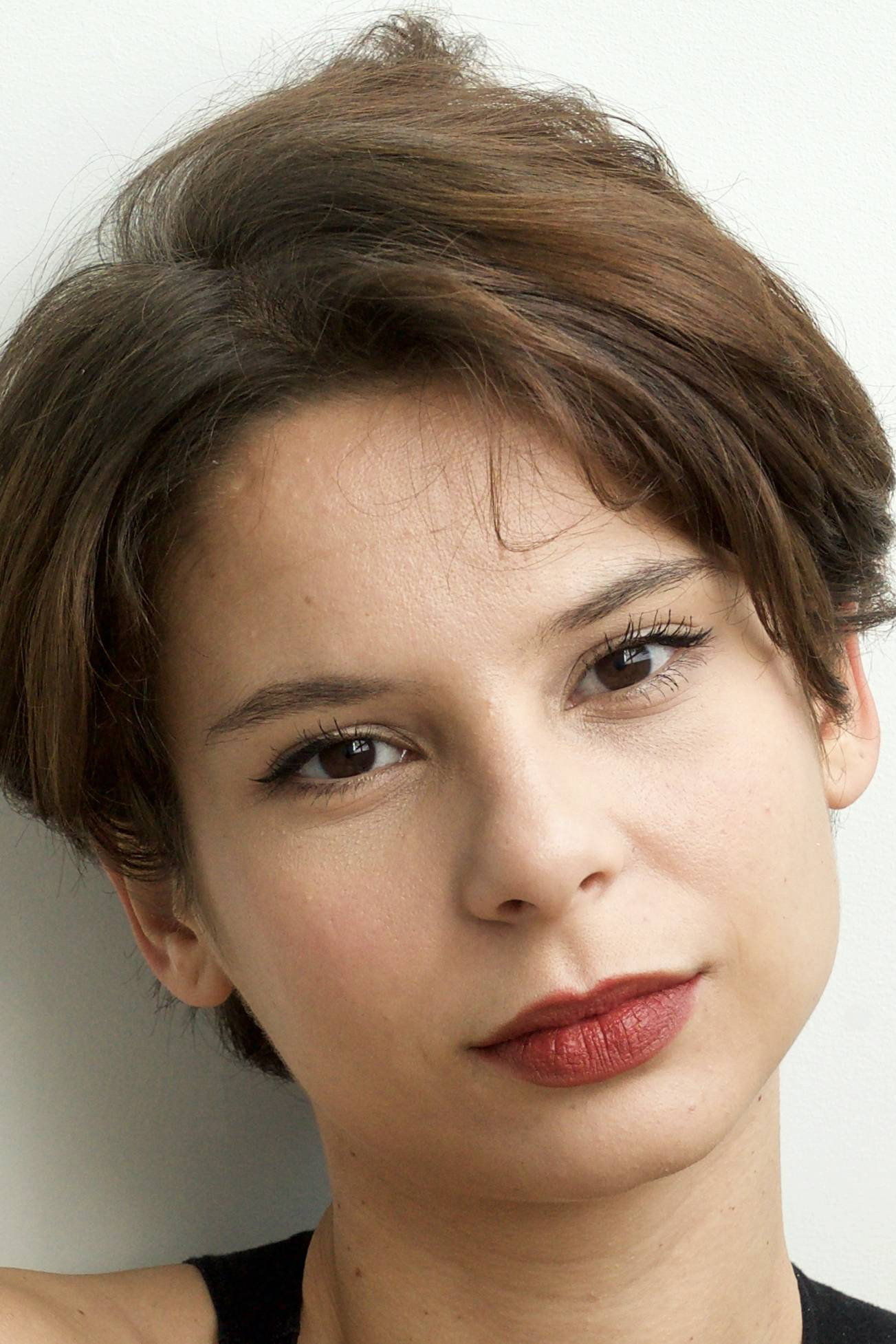Amina Ben Ismaïl as Shams in Take My Breath