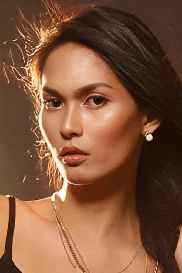 Vitex Paguirigan as Marilag in RAMPAGE! (or the parade)