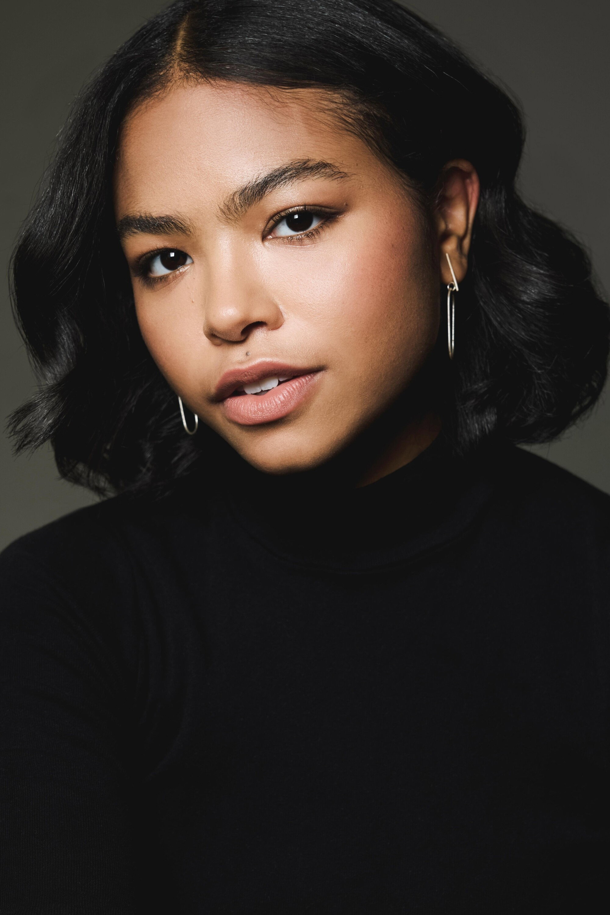 Navia Robinson as Nell in Our Brightest Nights