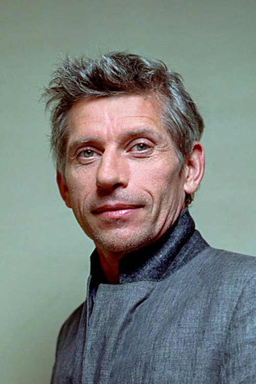 Jacques Gamblin as Arthur Martin in The Names of Love