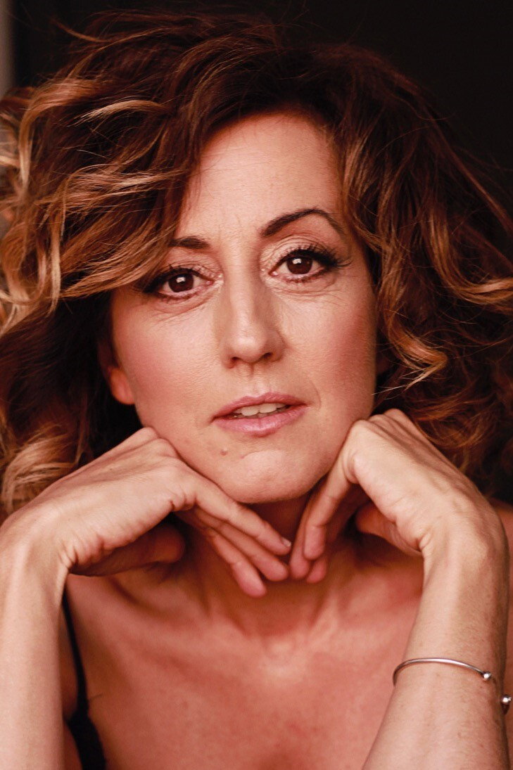 Yaël Belicha as Paula in Vota Juan