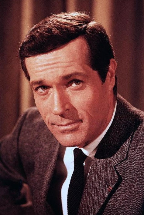 Frederick Stafford as Captain Paul Stevens in Eagles Over London