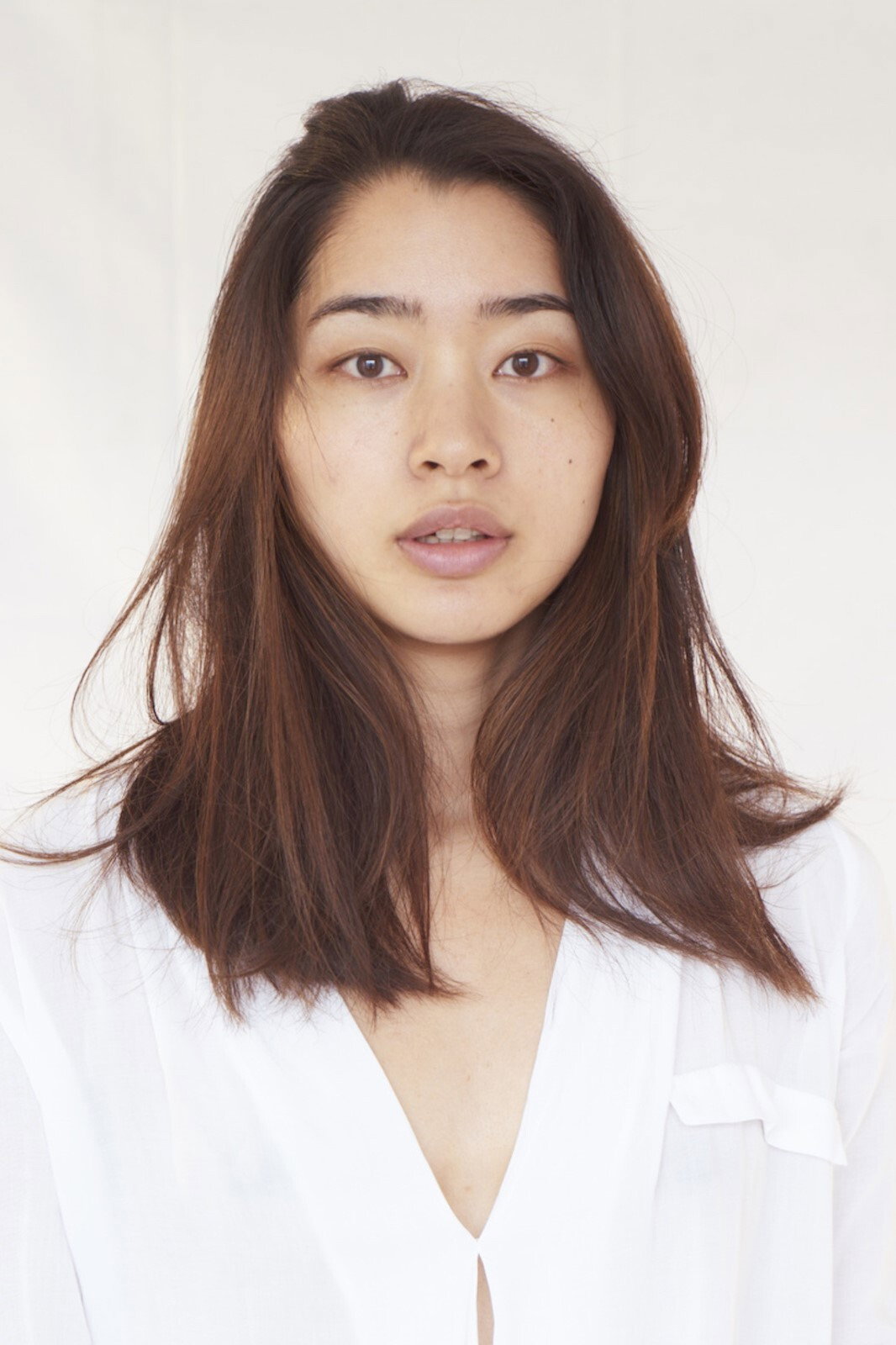 Yumi Narita as Akemi in Oni