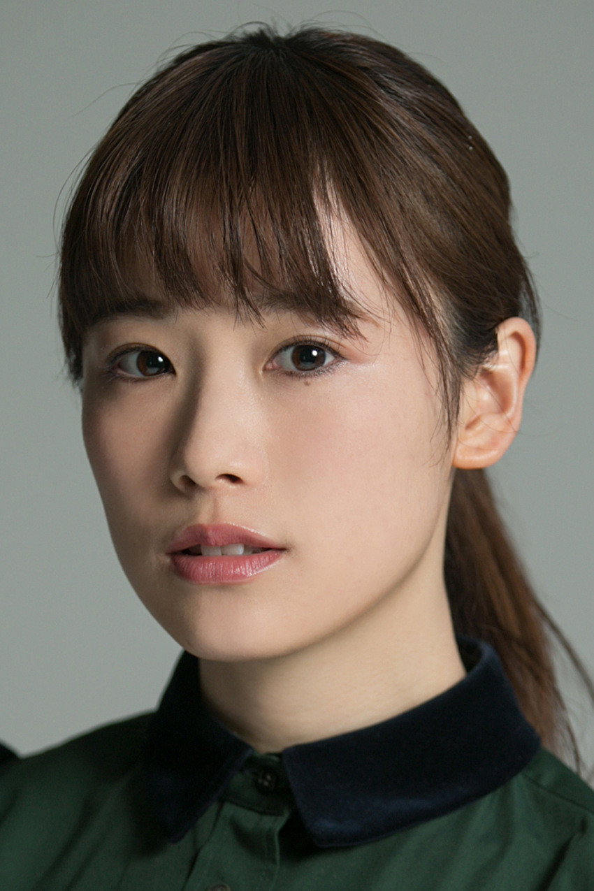 直田姫奈 as Gal Leader (voice) in Loner Life in Another World