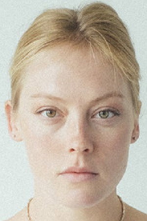 Екатерина Кудинская as nurse in Packed