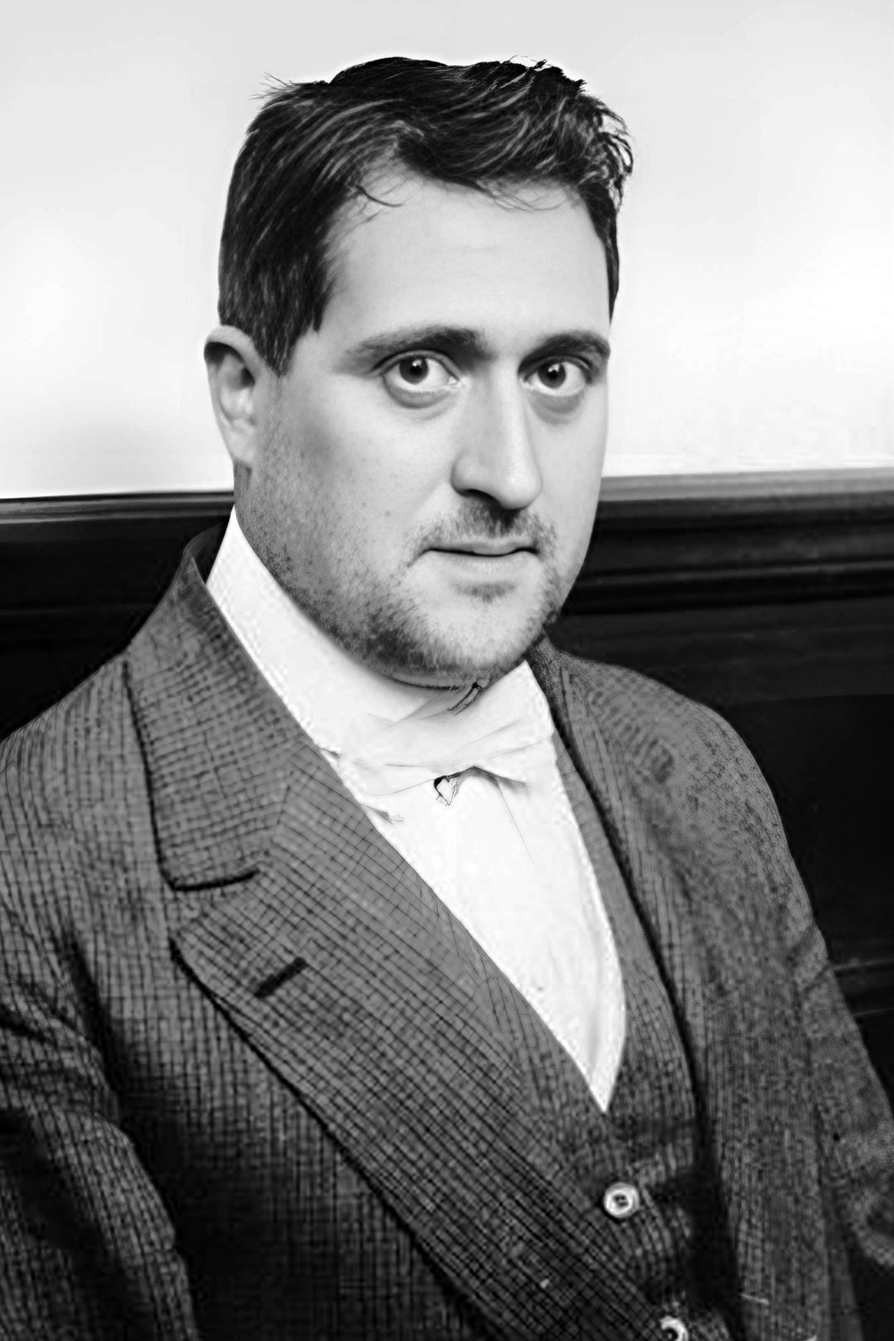 Guillaume Apollinaire as Self (archive footage) in Paris 1900