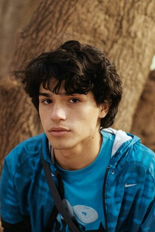 Walter Rodríguez as Agustín in Memories of a Teenager