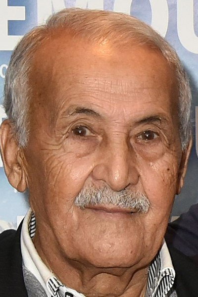 Bouchakor Chakor Djaltia as Kader in Good Luck Sam