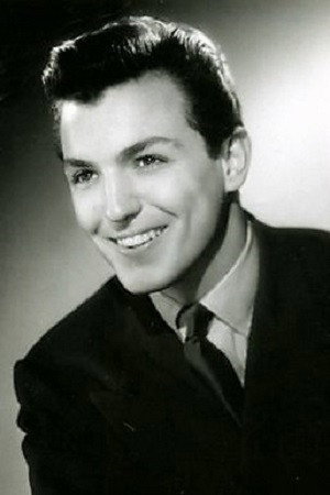 Michel Flamme as Patrick in Rue de l'estrapade