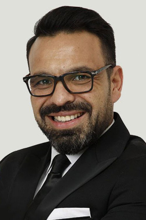 Okan Karacan as Ömer in Standing Still