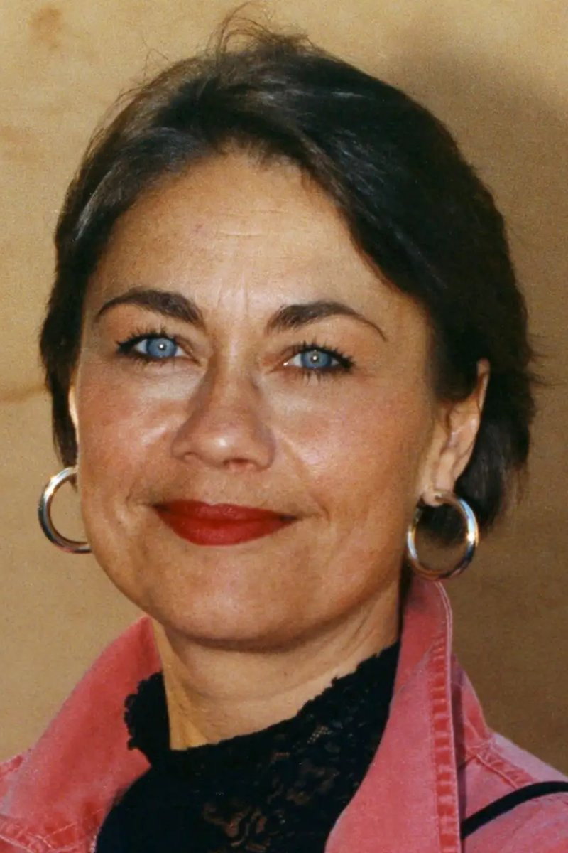 Anne-Li Norberg as Rådgivare in Tribunal