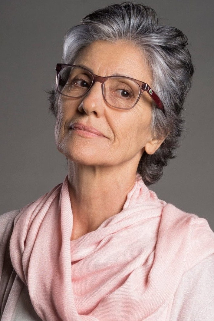 Cássia Kis as Adelaide Berger in Esplendor