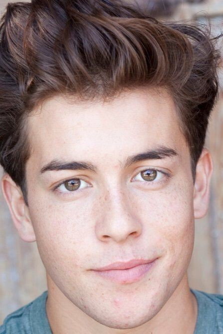 August Roads as Lucas in Delirium