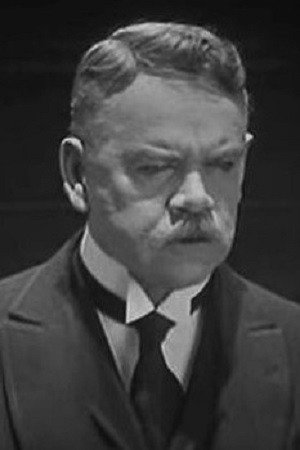 Hardee Kirkland as Morgridge in The Ace of Hearts