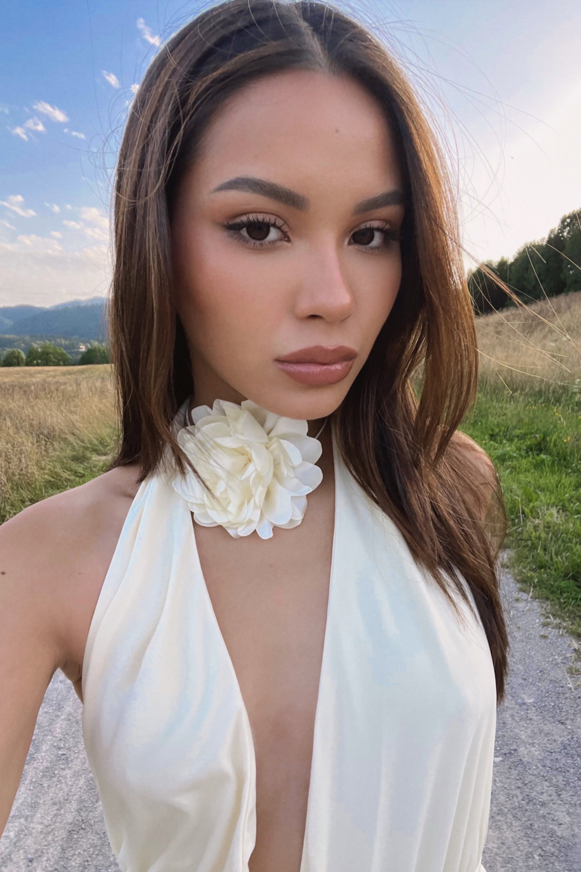 Alyssa Daguisé as Eva Primadona in 200 Pounds Beauty