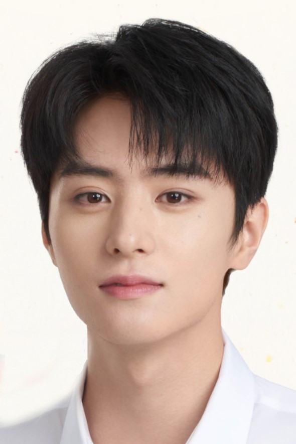鄧孝慈 as Shen Mo in Palace Shadows: Between Two Princes