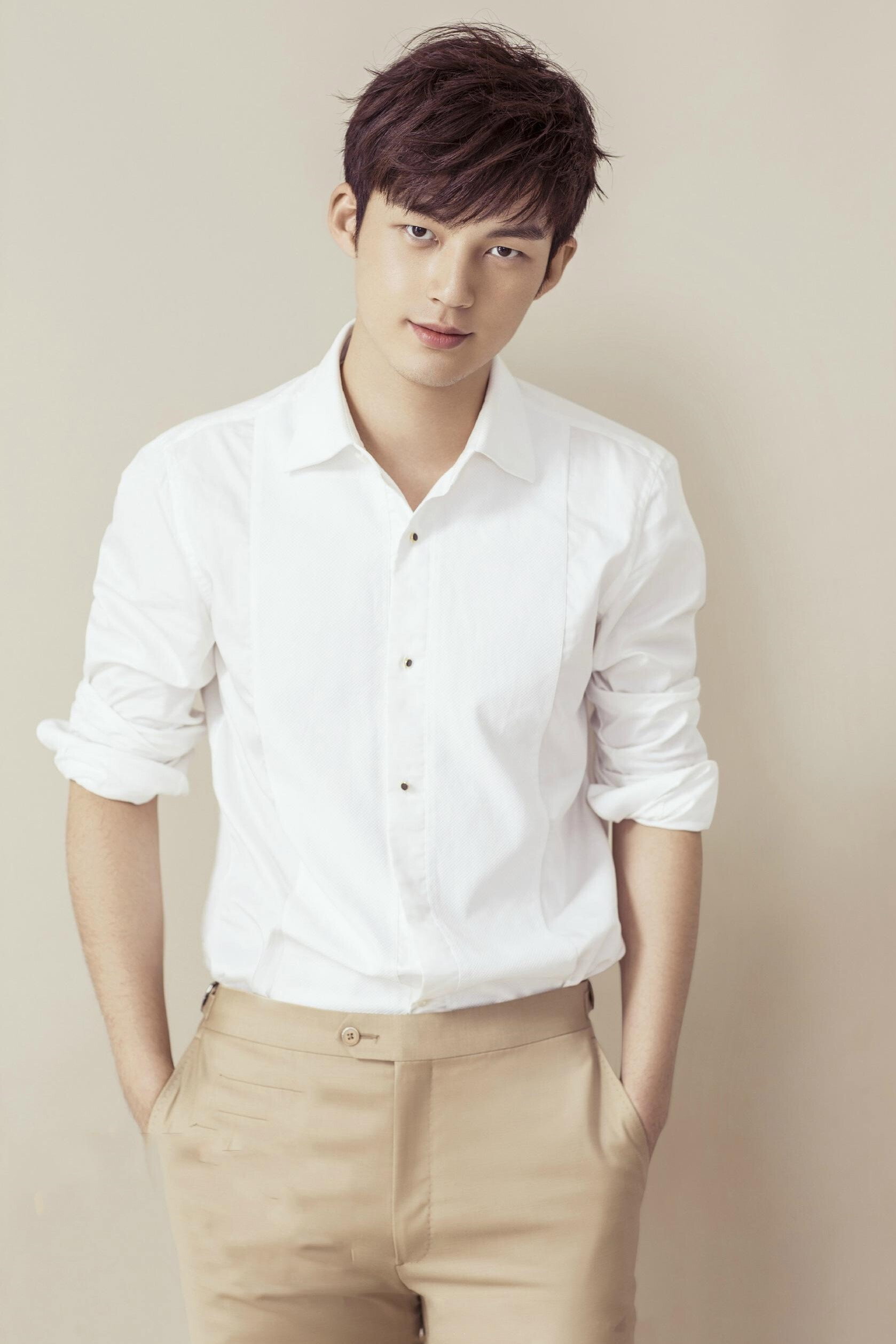 董力 as Jiang Ze in As Long as You Love Me