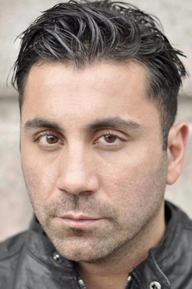 Mahmut Suvakci as Dragan Stankovic in The Torpedoes