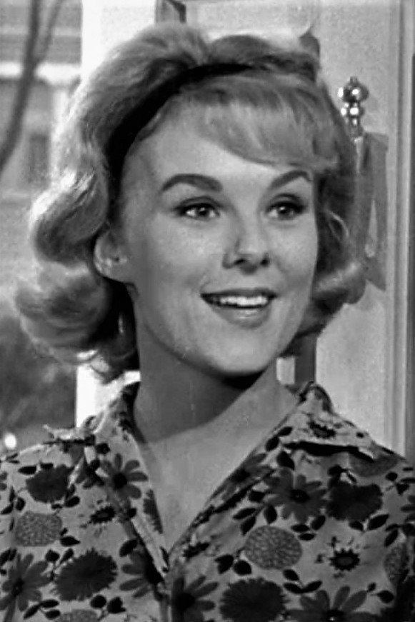 Mary Mitchel as Ann in Spider Baby
