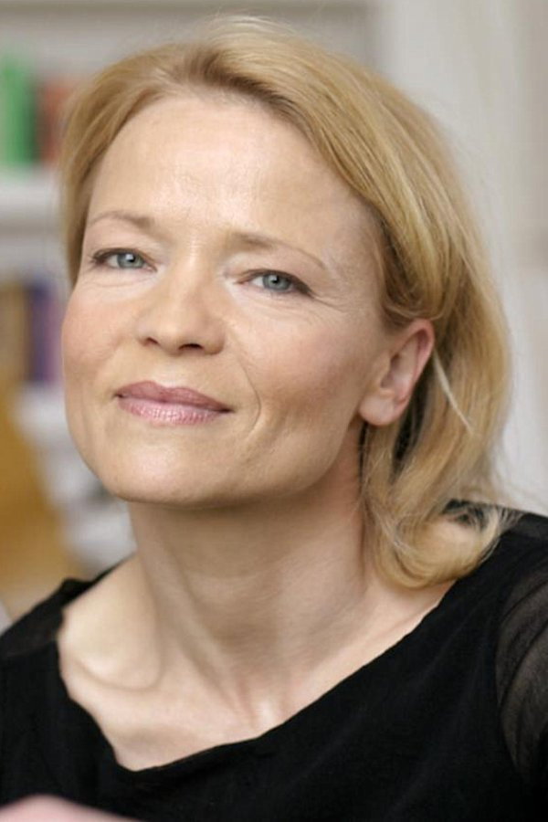 Michou Friesz as Brigitte Mitlehner in Paul Kemp - Alles kein Problem