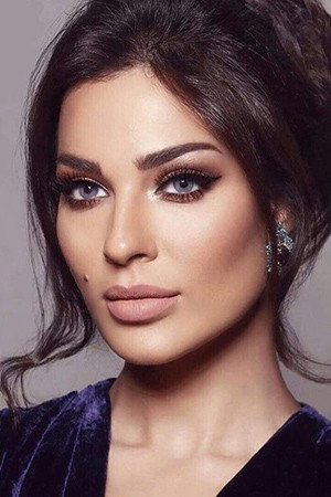 Nadine Nassib Njeim as Sama in 2020
