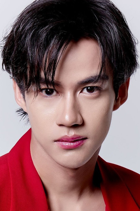 ภาสกร สารรัตนะ as Toh in I Am Your King