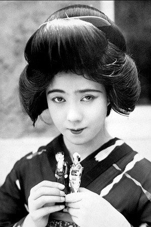 澤蘭子 as Mistress politics in First Steps Ashore