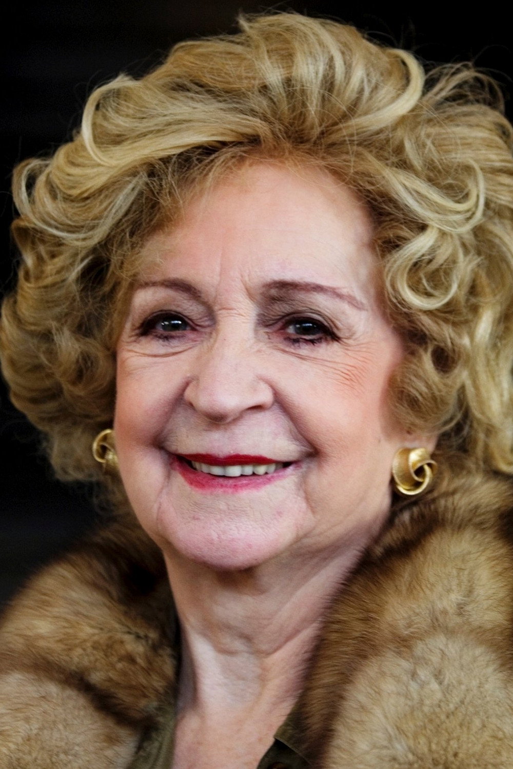 Wenche Foss as Narrator in Lykke og krone