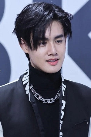 ธรณินทร์ มโนสุดประสิทธิ์ as Mafueang in Love Senior