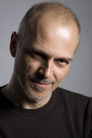 Fabrizio Rizzolo as Negoziante in Ferite