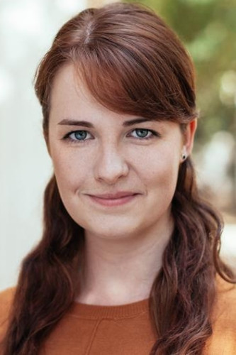 Alice Ryan as Evil Alice in Outside the Box