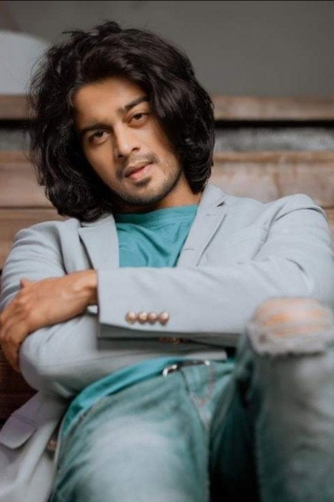 Shri Mahadev as Aakash in Iruvudellava Bittu