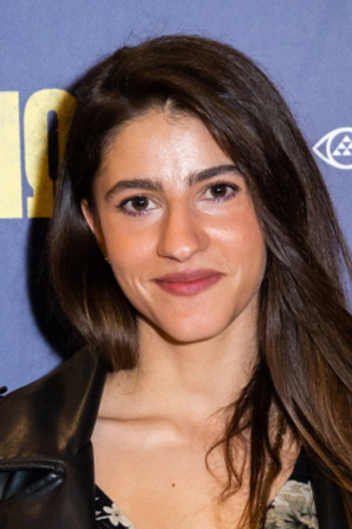 Ευγενία Λάβδα as Anastasia in Behind the Haystacks