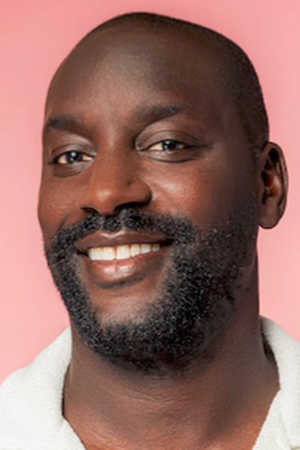 Ladji Doucouré as Self - Sports Coach in Star Academy