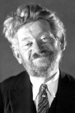 Max Davidson as Izzy Hawkins in Justice of the Far North