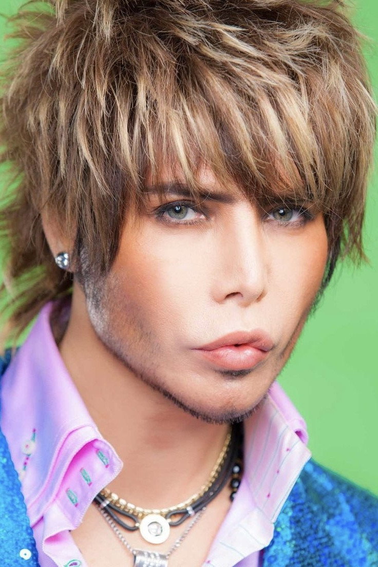 Сергей Зверев as Himself in Crowned Species
