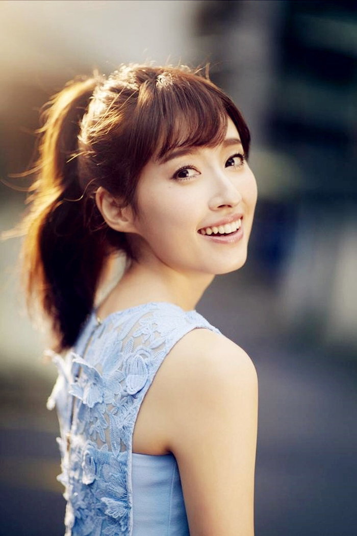 Chie Tanaka as 木户加奈 in Antique Bureau Midgame