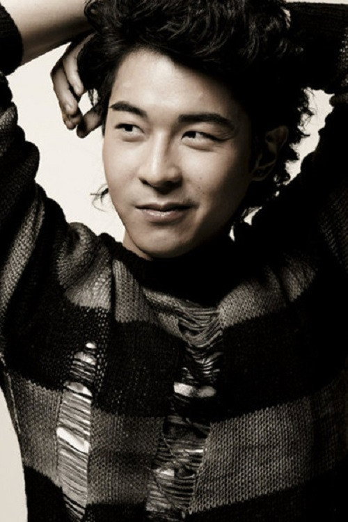 周俊偉 as Lawrence in Re-cycle