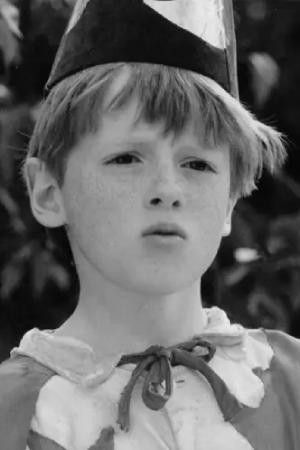 Mads Bugge Andersen as Buster Oregon Mortensen in Buster's World