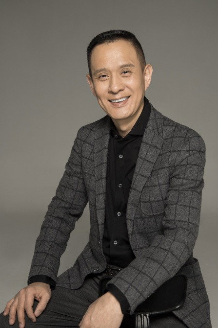 杨子骅 as Zhang Zhitong in Take My Wife Away
