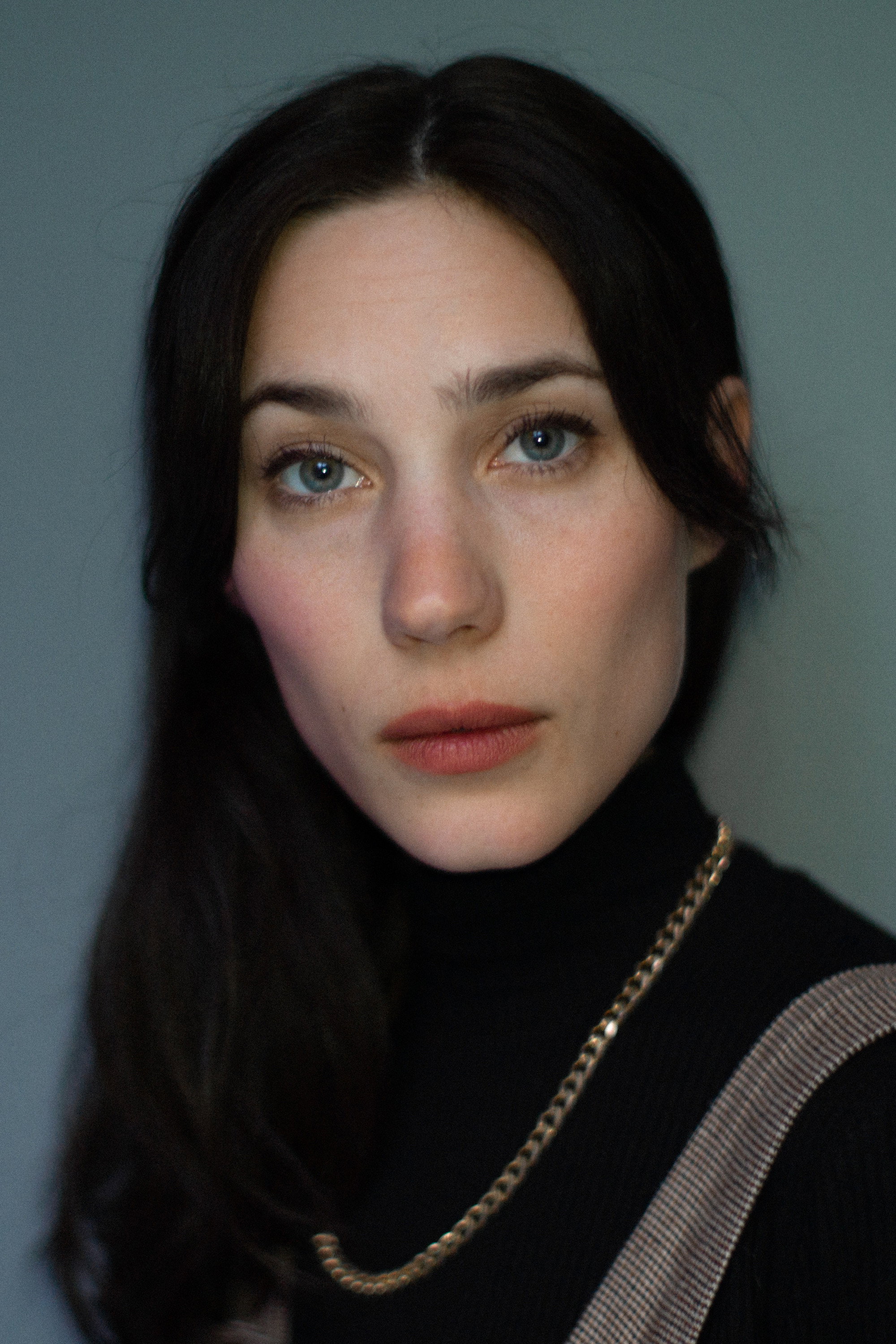 SaraKlara Hellström as Sandra in Losers