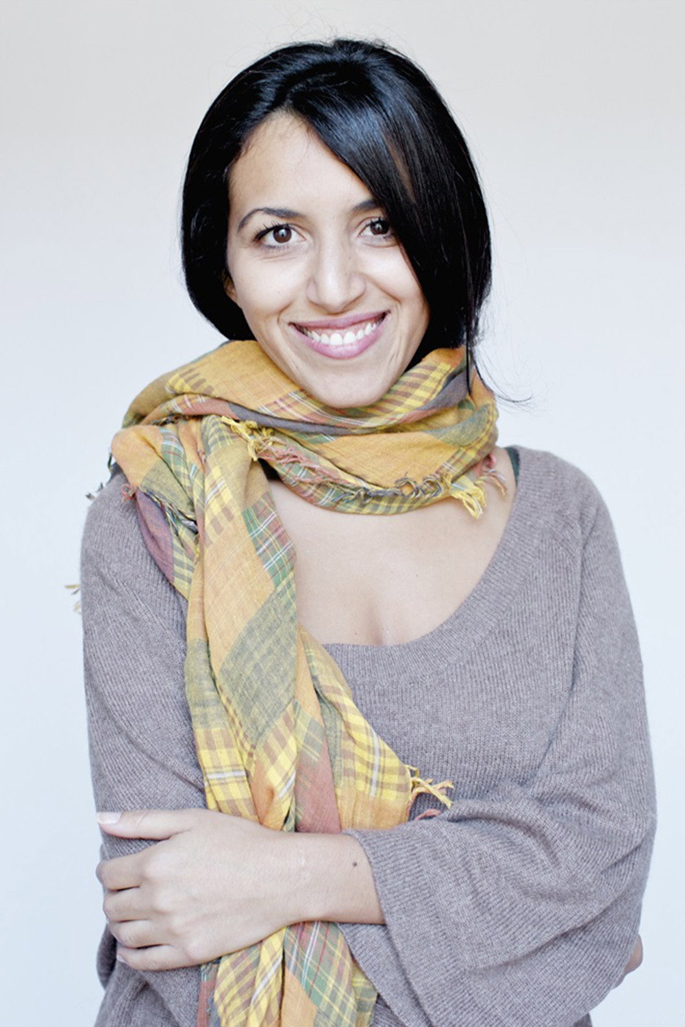 Sonya Mellah as Amina in Settimo grado