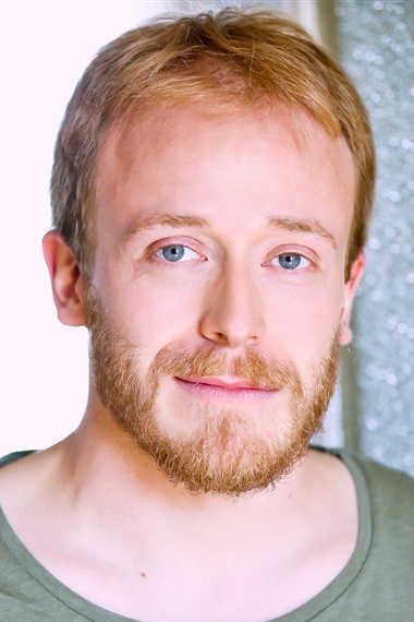 Léo Reynaud as The coffee boy in Tourist Office