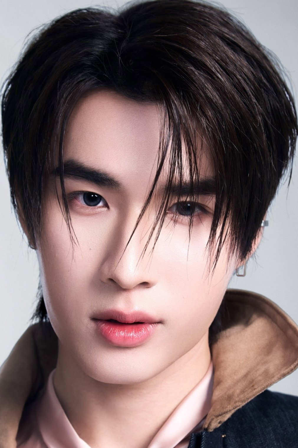 ธนธร เสนางคนิกร as Bozo in Remember 15