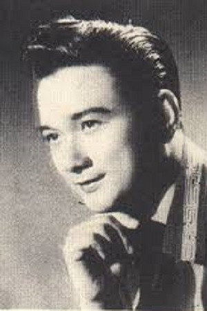 Armando Goyena as Victor in Pag-asa