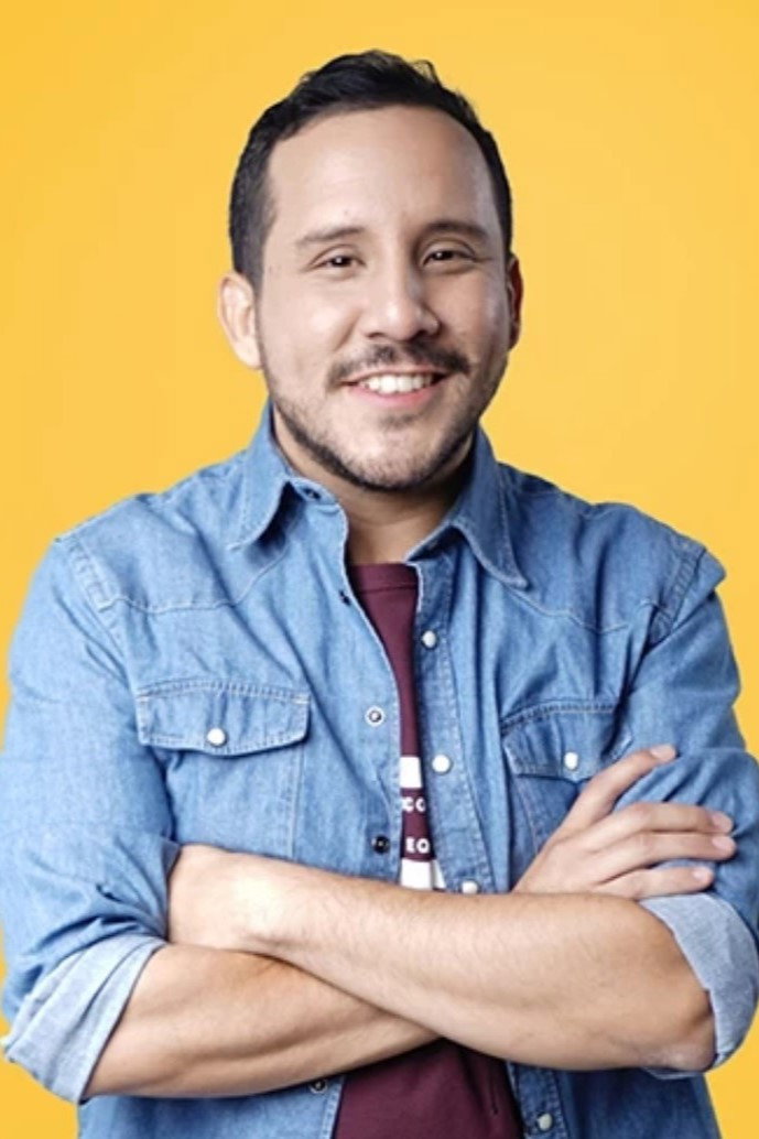 Henry Delgado as Henry in Los de la culpa