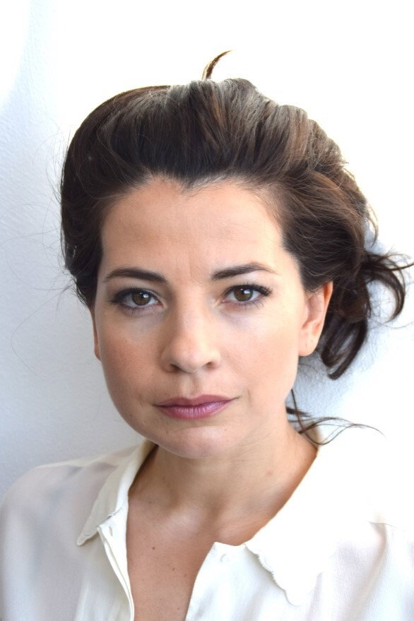 Nyncke Beekhuyzen as Hanna Süskind in Süskind