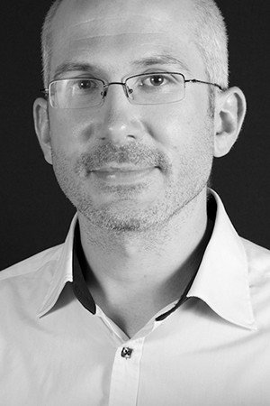 Yoann Sardet as Michel in Faux raccord