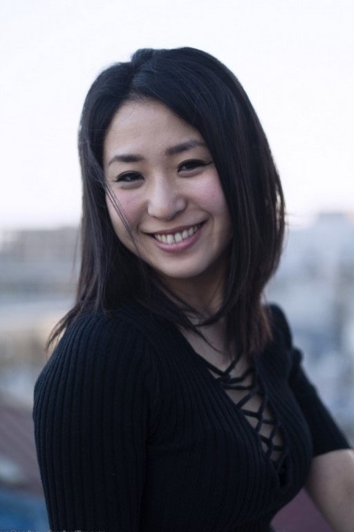 久田松真耶 as Tanaka Satomi in Qualia